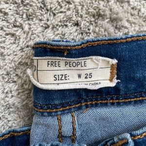 FREE PEOPLE dark wash skinny jeans
